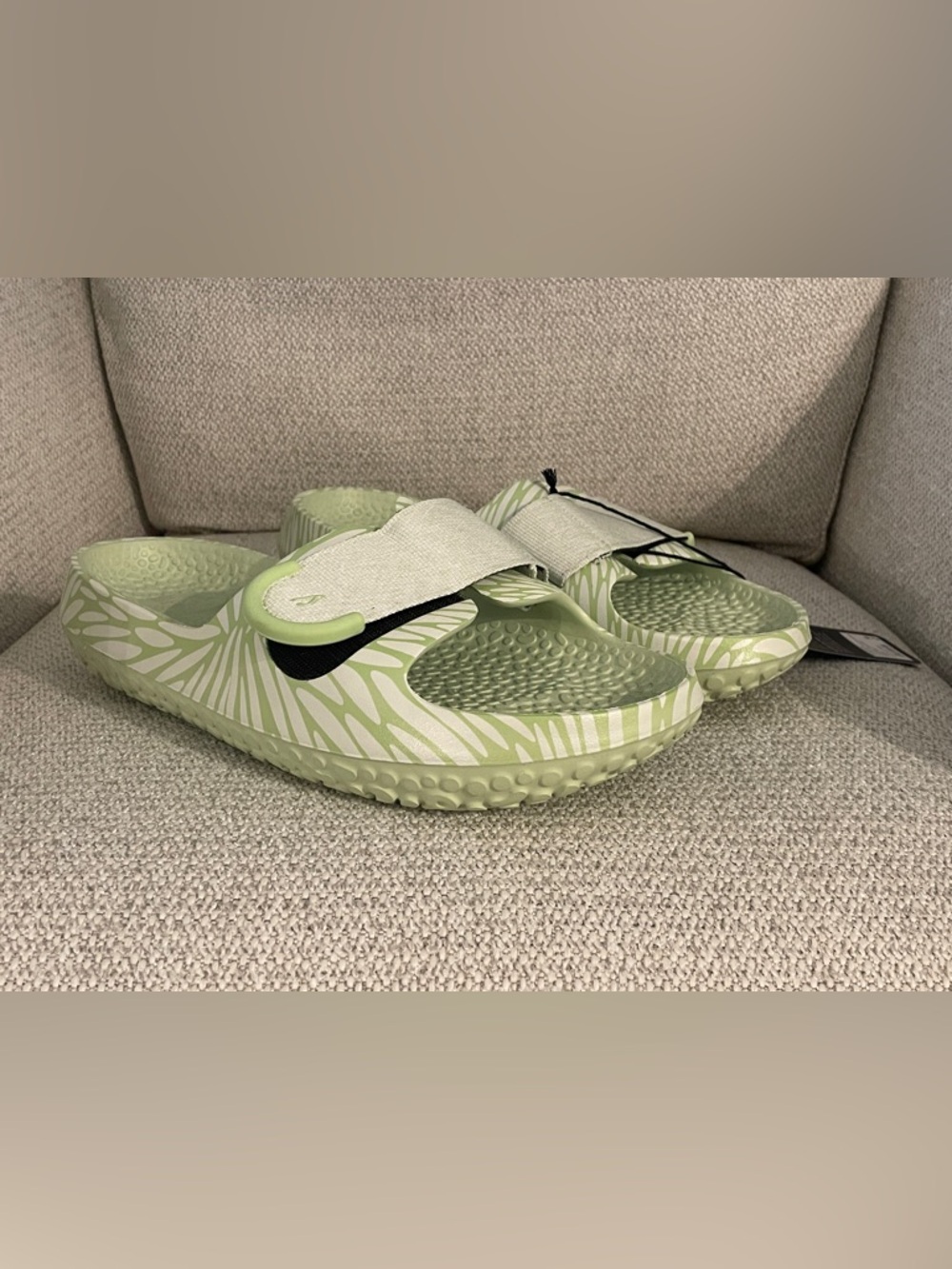 allbirds Light Green Patterned Adjustable Slide Sandals